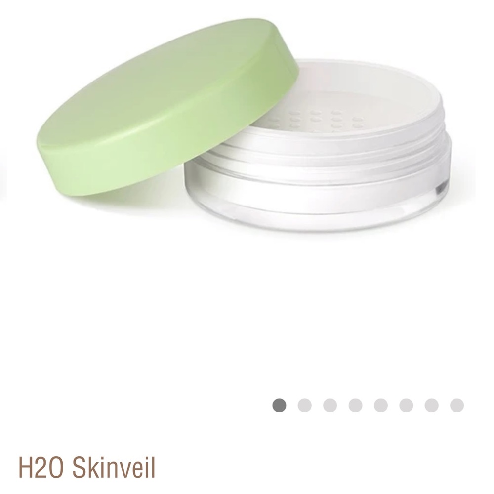 Pixie H20 skinveil translucent powder